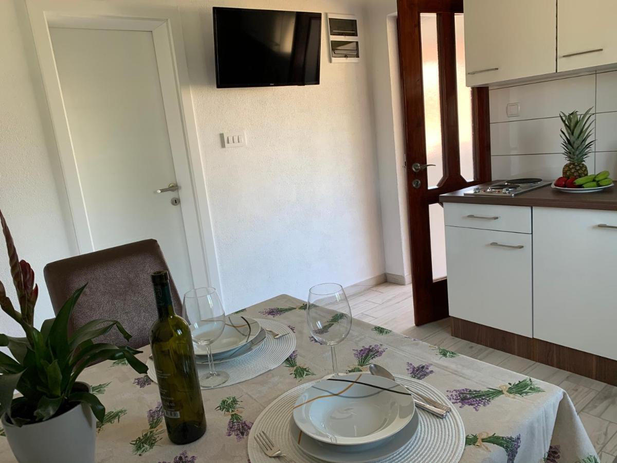 Apartments Fortuna Biograd Na Moru Extérieur photo