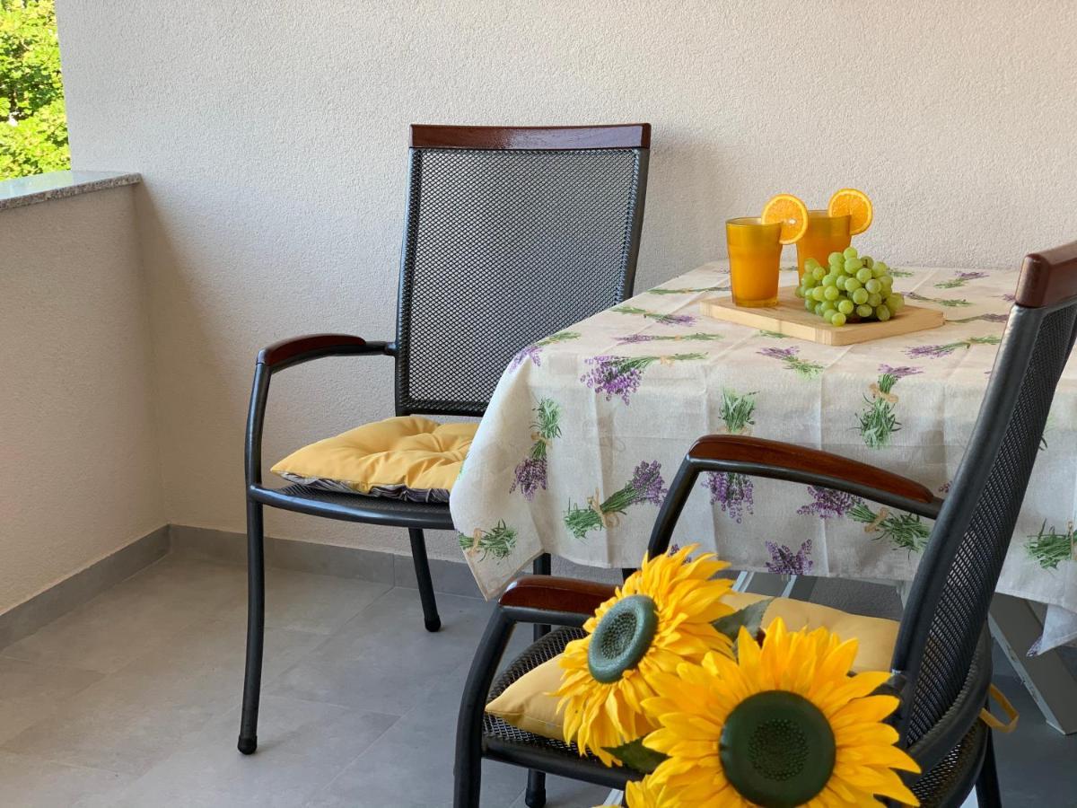 Apartments Fortuna Biograd Na Moru Extérieur photo
