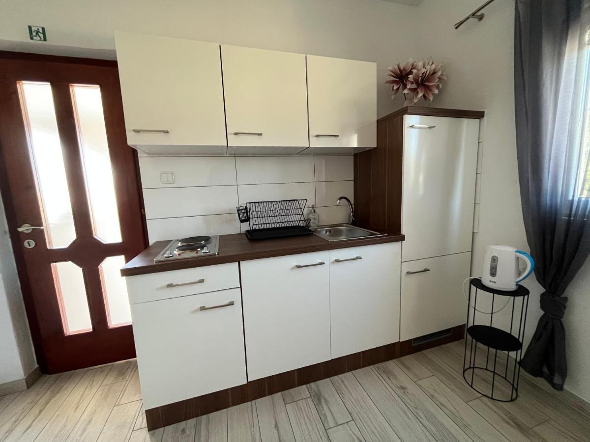 Apartments Fortuna Biograd Na Moru Extérieur photo